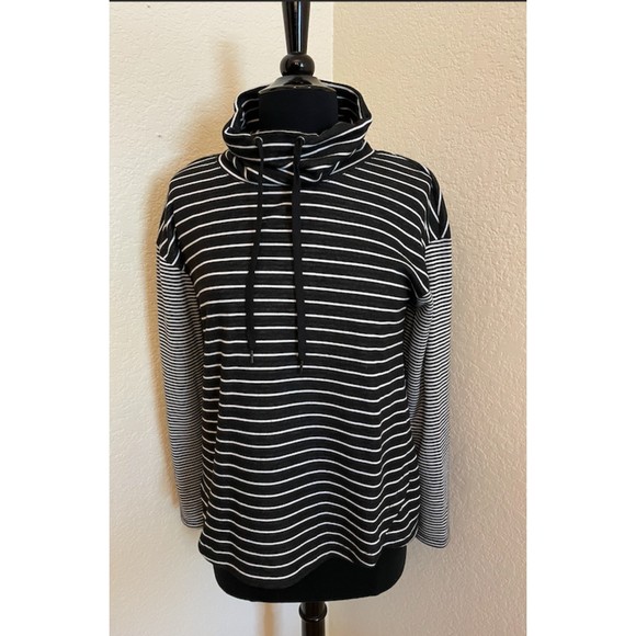 Liz Claiborne Weekend - Black and White Stripe Cowl Neck Top - Sz S - Picture 1 of 9